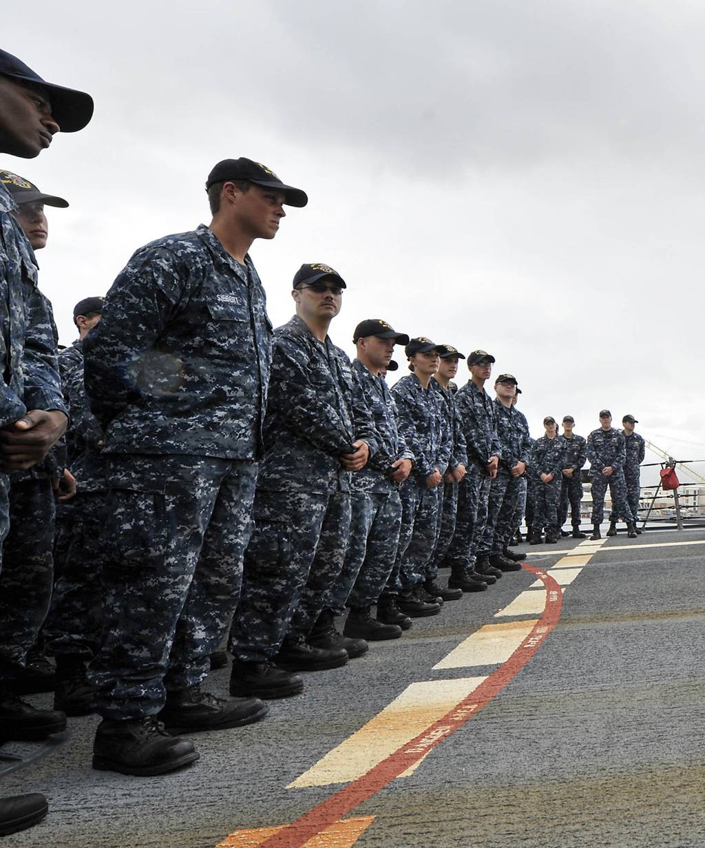 The Navy is ready to dump the military's most pointless uniform