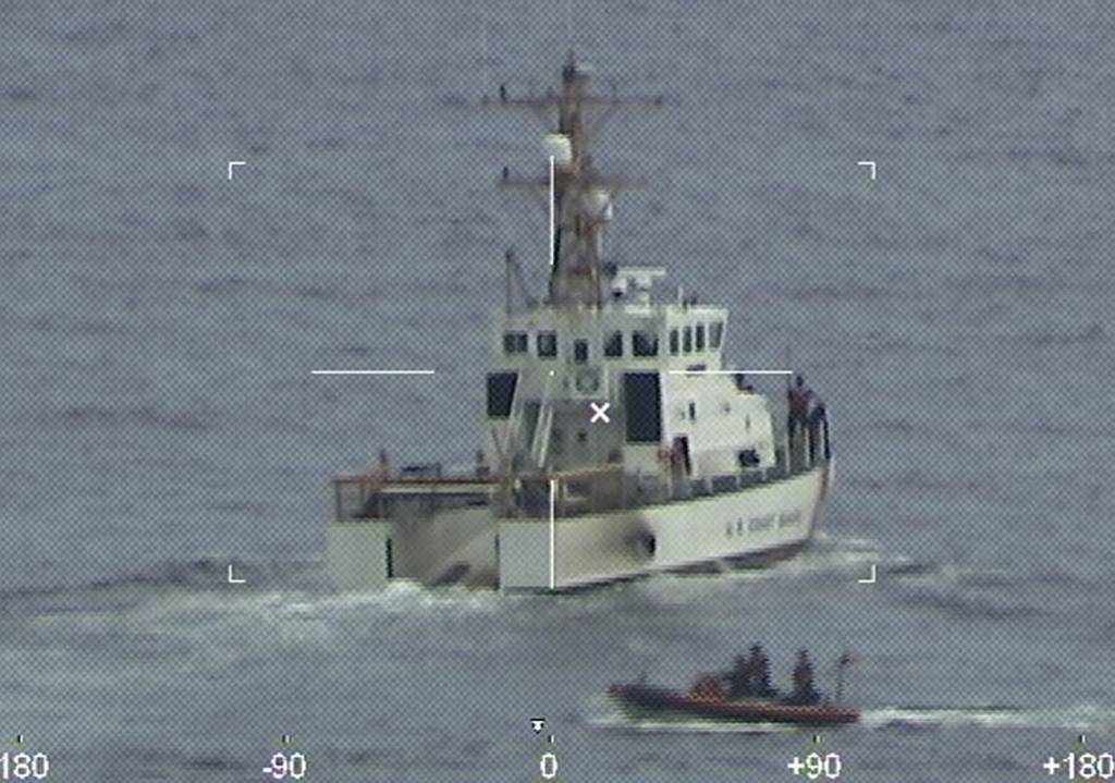 Coast Guard suspending search for missing off Florida | USA TODAY￼
