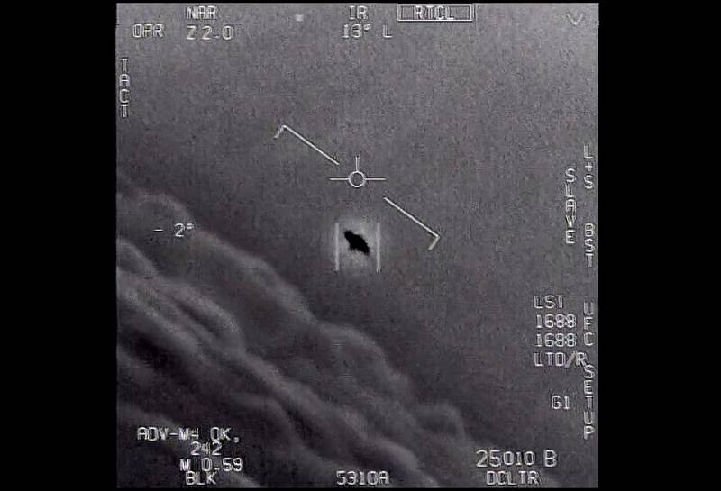 Pentagon report: no sign of alien life in decades of UFO sightings