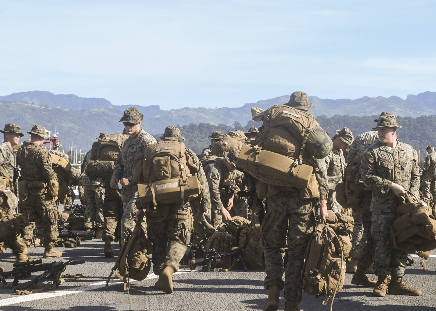 Marines, Subic Bay, USS Germantown
